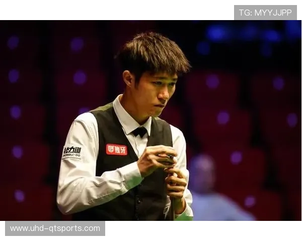 曹宇鹏等中国选手顺利通过英锦赛资格赛首轮关